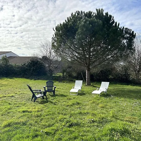 Maison Familiale Confortable, 4 Couchages, Pres Des Plages Et Commerces, Jardin Et Wifi Inclus - Fr-1-224-809